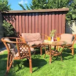Dimitrovi - Peaceful Near With Garden, Sarafovo Гостевой дом 4*