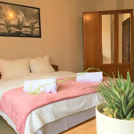 Dimitrovi - Peaceful Near With Garden, Sarafovo 4* Burgas Stad