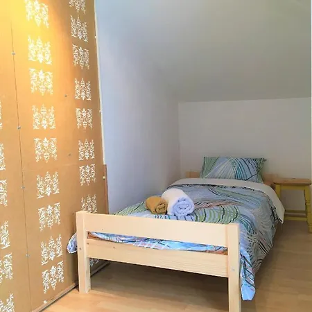 Dimitrovi - Peaceful Near With Garden, Sarafovo Affittacamere 4*