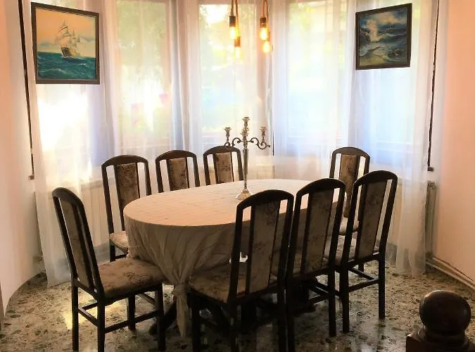 за гости димитрови بورغاس