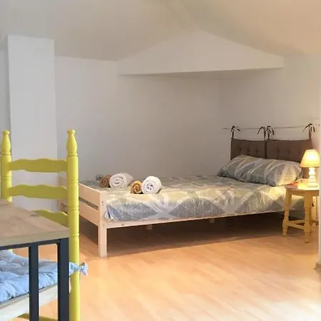 Dimitrovi - Peaceful Near With Garden, Sarafovo 3*