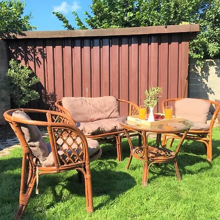 Dimitrovi - Peaceful Near With Garden, Sarafovo Affittacamere 3*