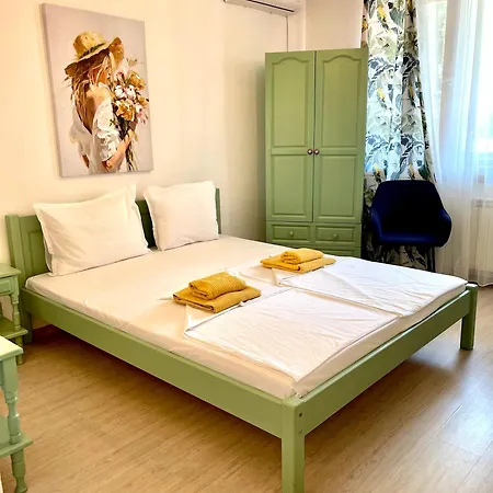 Pensión Dimitrovi - Peaceful Near With Garden, Sarafovo Burgas