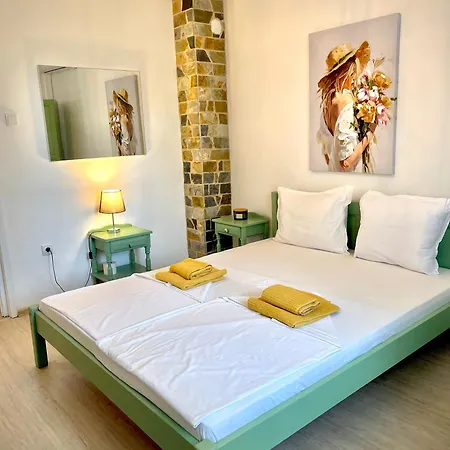 Dimitrovi - Peaceful Near With Garden, Sarafovo Burgas