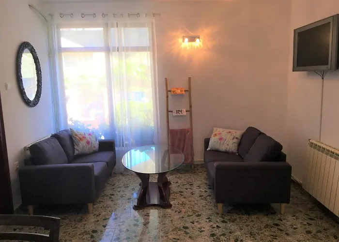 за гости димитрови 4* Burgas